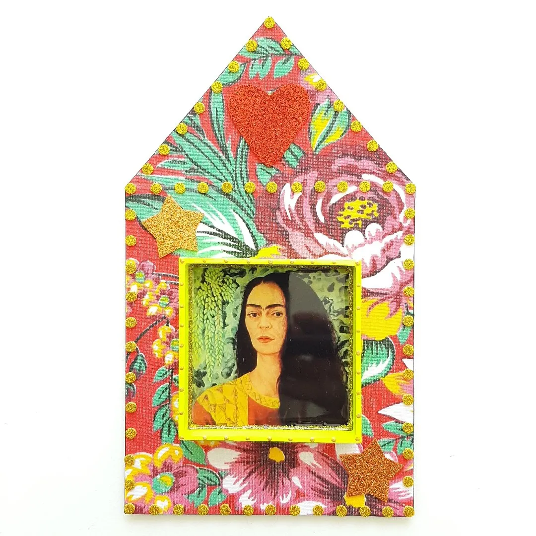 Capela de Chita Frida - artesanato feito à mão por Estudio Bananeira