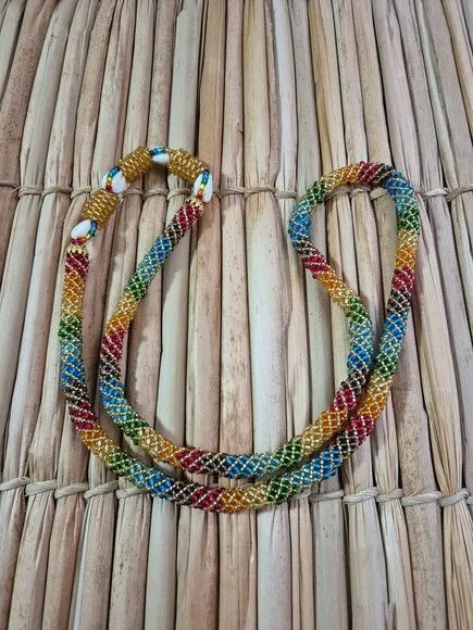 Chicote Orixa Oxumare - artesanato de BellaOya Guias e Brajas