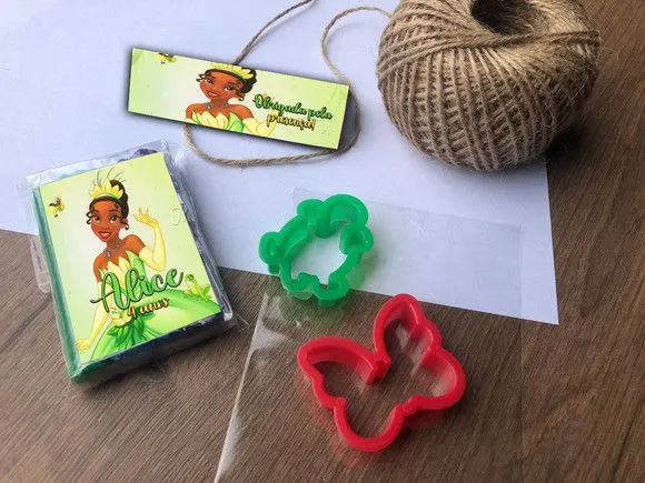 Massinha Modelar Princesa Tiana Personalizada - feito à mão por Mi Papelaria Criativa