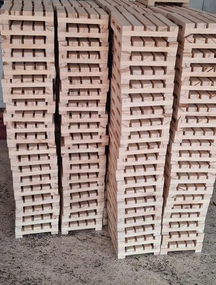 100 un Mini Pallets em Madeira Pinus 10x12x3cm - foto 3