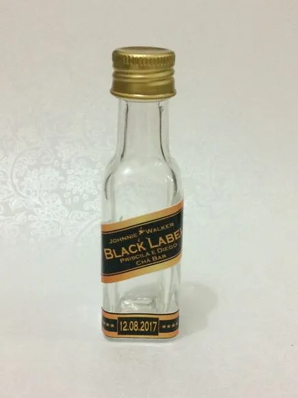 Garrafinha Black Label personalizada . - foto 4
