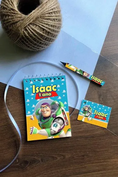 Bloquinho Buzz Lightyear Personalizado - artesanato feito à mão por Mi Papelaria Criativa