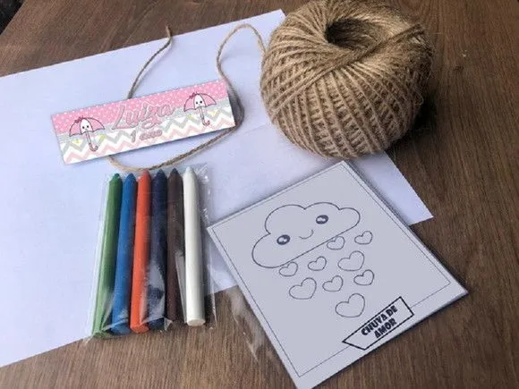 Kit Giz de cera Chuva de Amor Personalizado - feito à mão por Mi Papelaria Criativa