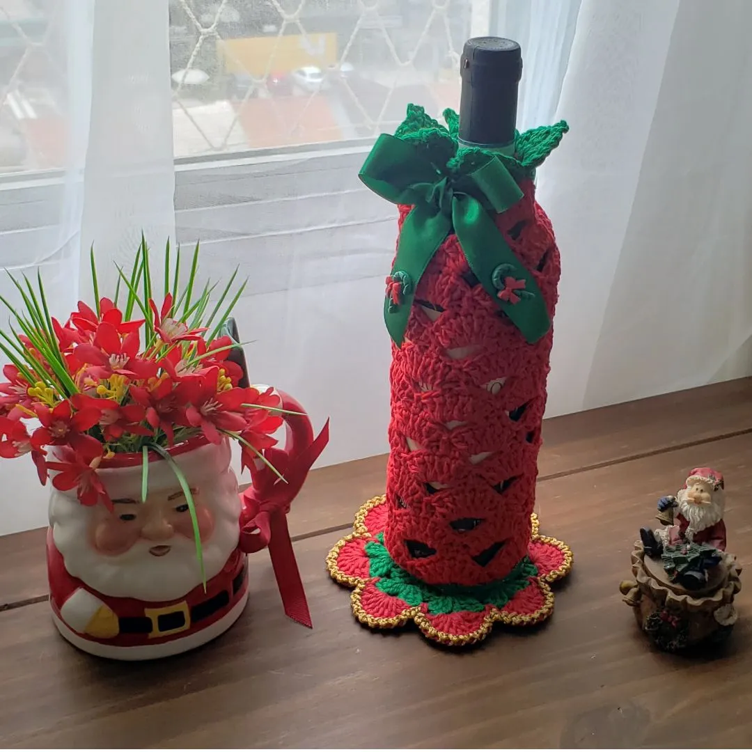 Porta Garrafa de Vinho em crochê Natal Vermelho e Verde - foto 2