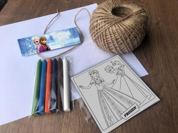 Kit Giz de cera Frozen Personalizado - feito à mão por Mi Papelaria Criativa