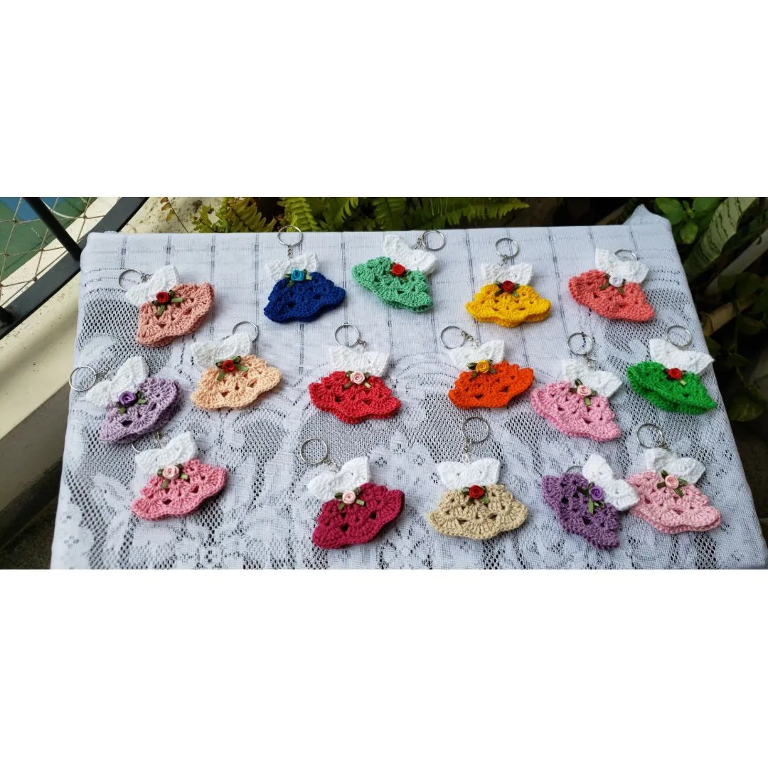 Kit 10 Chaveiros “Mini Vestidinhos Coloridos” (Lembrancinhas) - foto 4