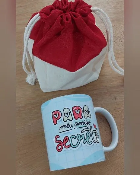 Kit Caneca Personalizada Amigo Secreto - artesanato feito à mão por Innovare Studio