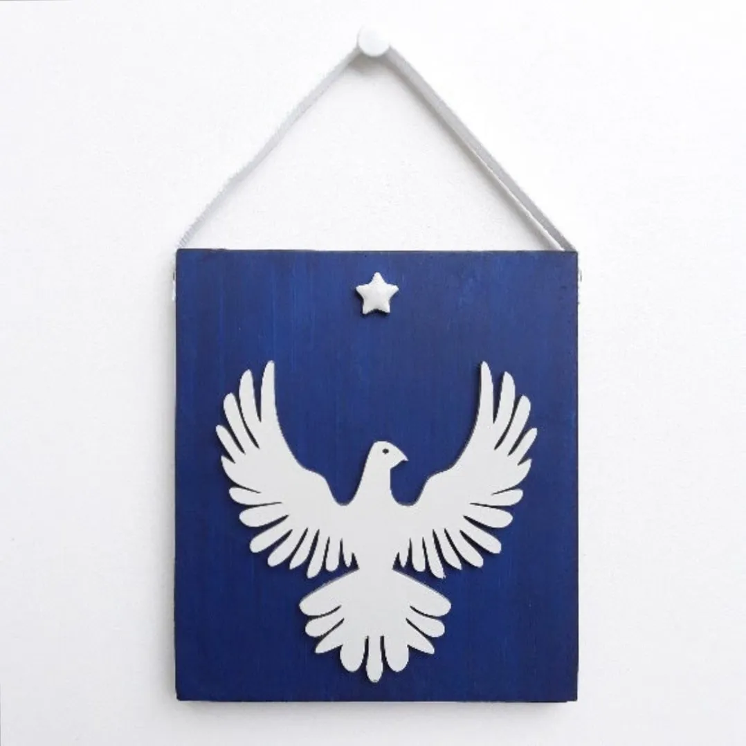 Divino de Madeira Azul - artesanato de Estudio Bananeira