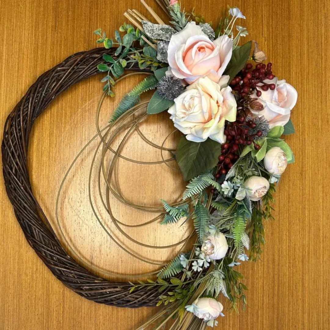 Guirlanda Floral - artesanato feito à mão por Sida Decor - Mãos que criam