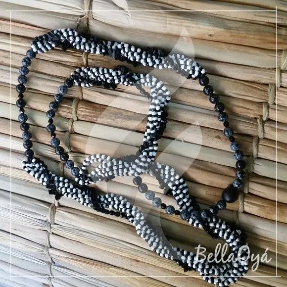 Guia de Exu - com caveira na firma - artesanato de BellaOya Guias e Brajas