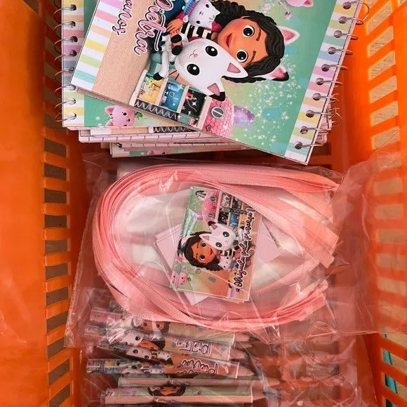 Bloquinho Casa Mágica da Gabby Personalizado - artesanato feito à mão por Mi Papelaria Criativa