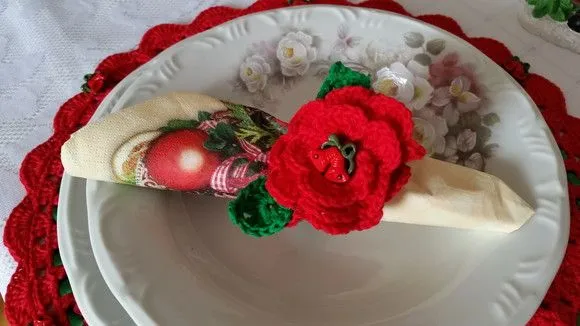 Sousplat + Porta Guardanapo Natal em Crochê - artesanato de Mari Crochê feito com carinho!