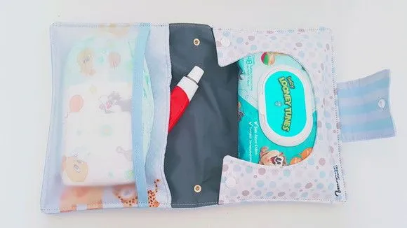 Kit higiene do bebê- Porta fraldas e lenço umedecido - foto 3