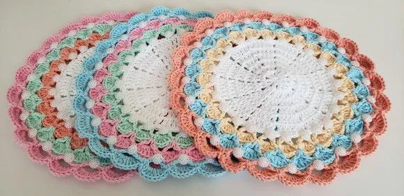 Sousplat em Crochê Chá ou Sobremesa Candy Colors (6 Peças) - foto 4