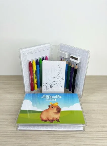 Estojinho de Pintura - Capivara Personalizado - artesanato feito à mão por Mi Papelaria Criativa