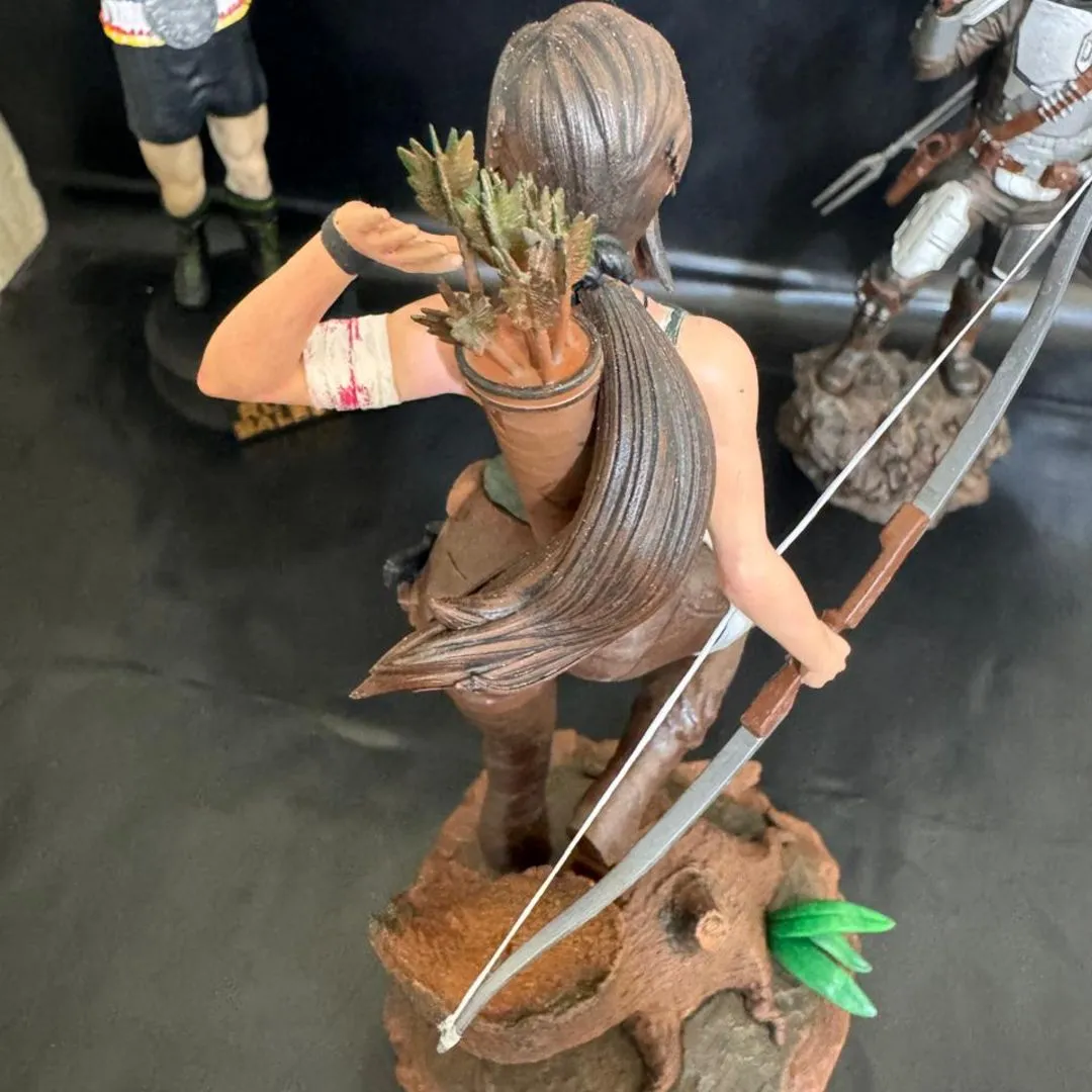 Lara Croft Tomb Raider Action Figure Colecionaveis Estatua - foto 3
