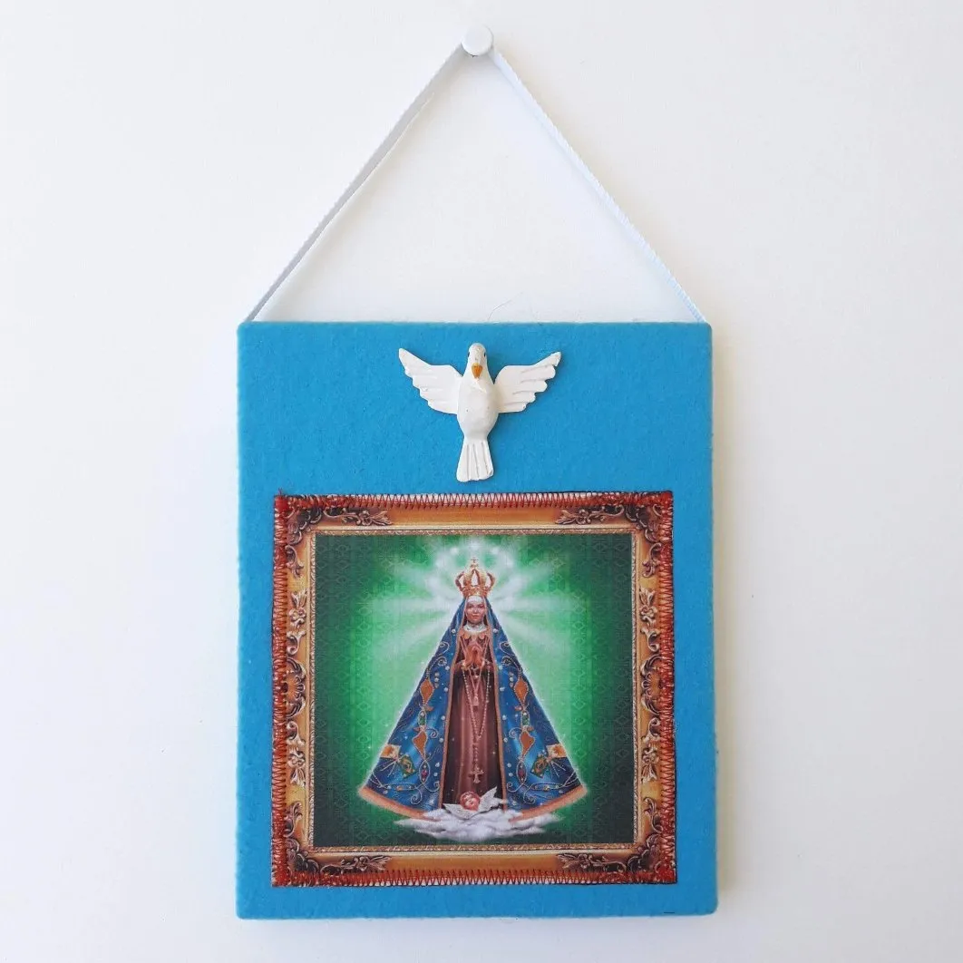 Quadrinho N. S. Aparecida com Divino - artesanato de Estudio Bananeira