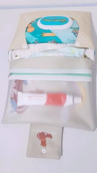 Kit higiene do bebê- Porta fraldas e lenço umedecido - foto 4