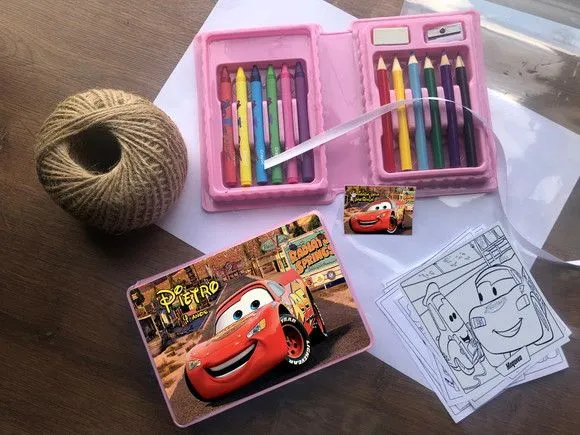 Estojinho de Pintura Mcqueem Personalizado - artesanato feito à mão por creativitybynina