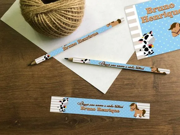 Lápis Fazendinha Personalizado - feito à mão por Mi Papelaria Criativa