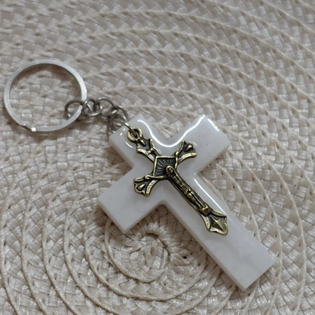Chaveiros em Cruz com Cristo em metal - foto 6