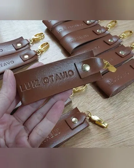 Chaveiro Colors - Baixo Relevo - artesanato feito à mão por Innovare Studio