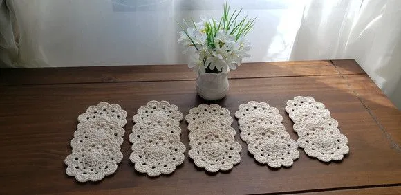 Flores em Crochê para Customização - Bege e Cru 30 Unidades - foto 2