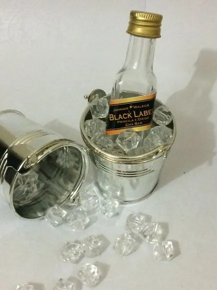 Garrafinha Black Label personalizada . - foto 2