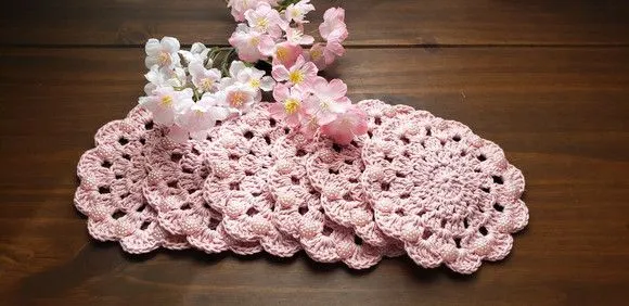 Descanso de Copos em Crochê Rosa Bebê (06 Unidades)