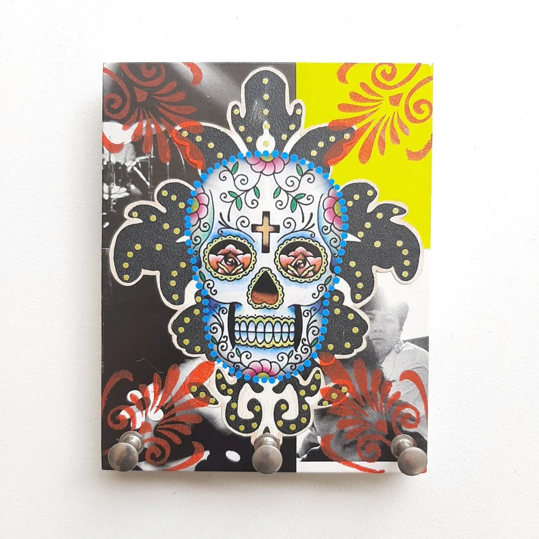Porta Chave Caveira Estampada 4 - artesanato de Estudio Bananeira