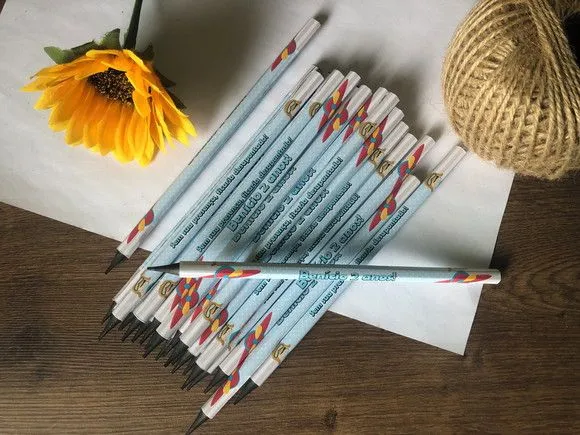 Lápis Aviador Personalizado - artesanato feito à mão por creativitybynina