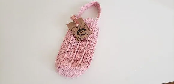 Capa para Garrafinha de Água Mineral 500 ml Crochê Rosê - foto 3
