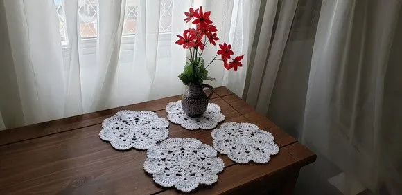 Jogo em Crochê 04 Toalhinhas Branco - artesanato de Mari Crochê feito com carinho!