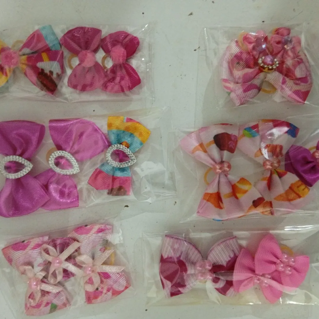 Trio de laços pet para penteado, laços pequenos e médios. Pacote com 50 trios.