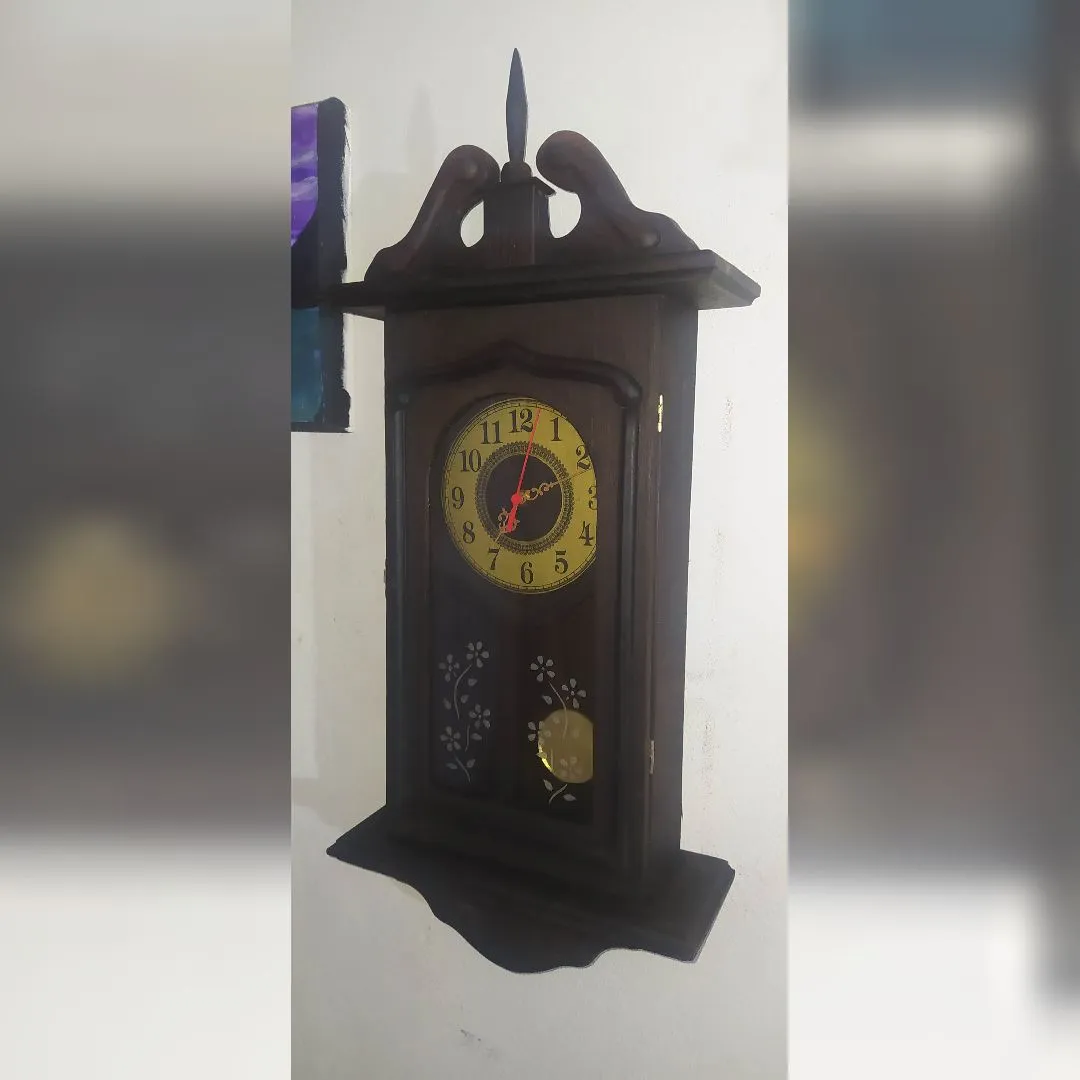 Relógio de parede artesanal musical em madeira Ave Maria - foto 2