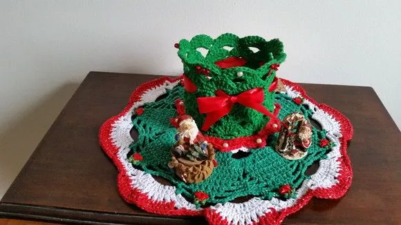 Porta Panetone em Crochê Verde com Vermelho - foto 4