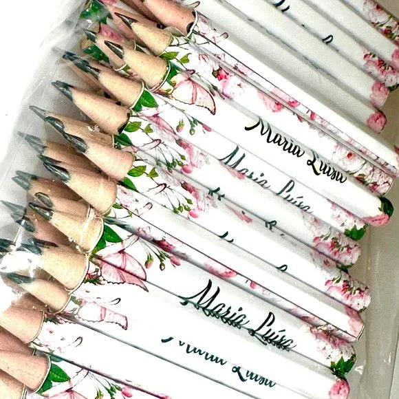 Mini Lápis Floral Personalizado - feito à mão por Mi Papelaria Criativa