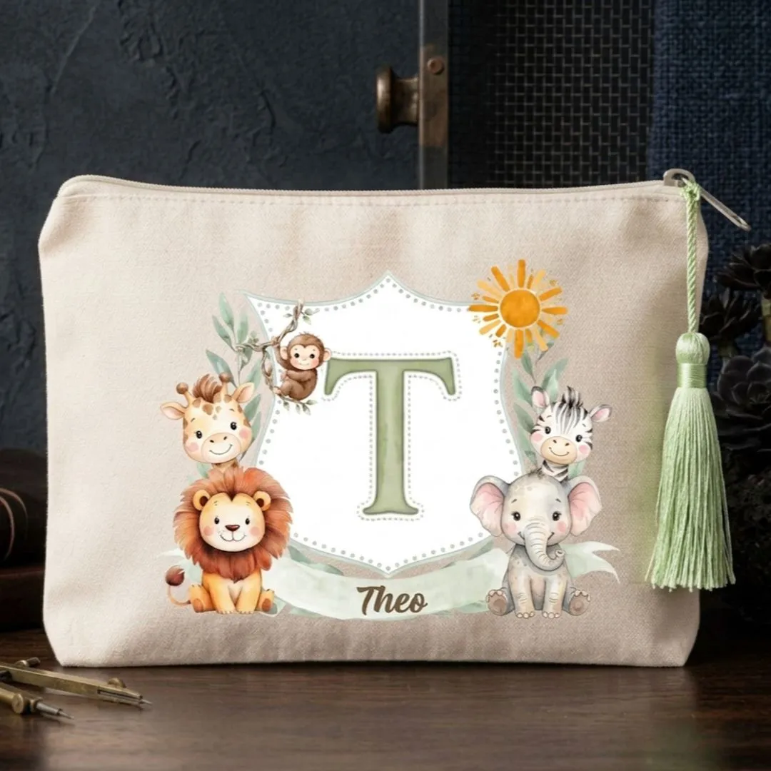 Nécessaire Personalizada Com Inicial Safari Lembrancinha Chá de Bebê maternidade aniversario - artesanato feito à mão por Limão e Amora Festas