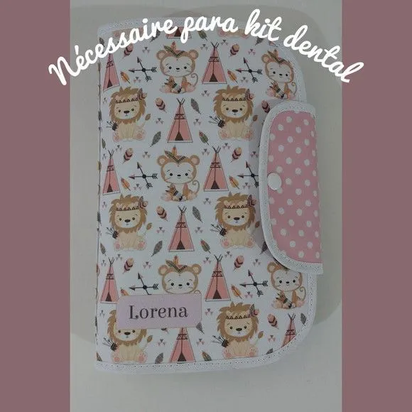 Necessaire para Kit Higiene - Leão Rosa - artesanato feito à mão por Innovare Studio