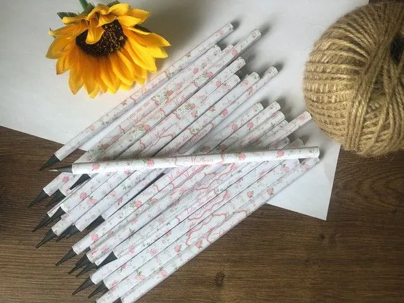 Lápis Dia das Mulheres Personalizado - artesanato feito à mão por creativitybynina