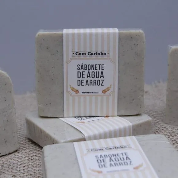 Sabonete Natural de Água de Arroz Clareador de Manchas - artesanato feito à mão por Juliana Biz - casa e bem estar