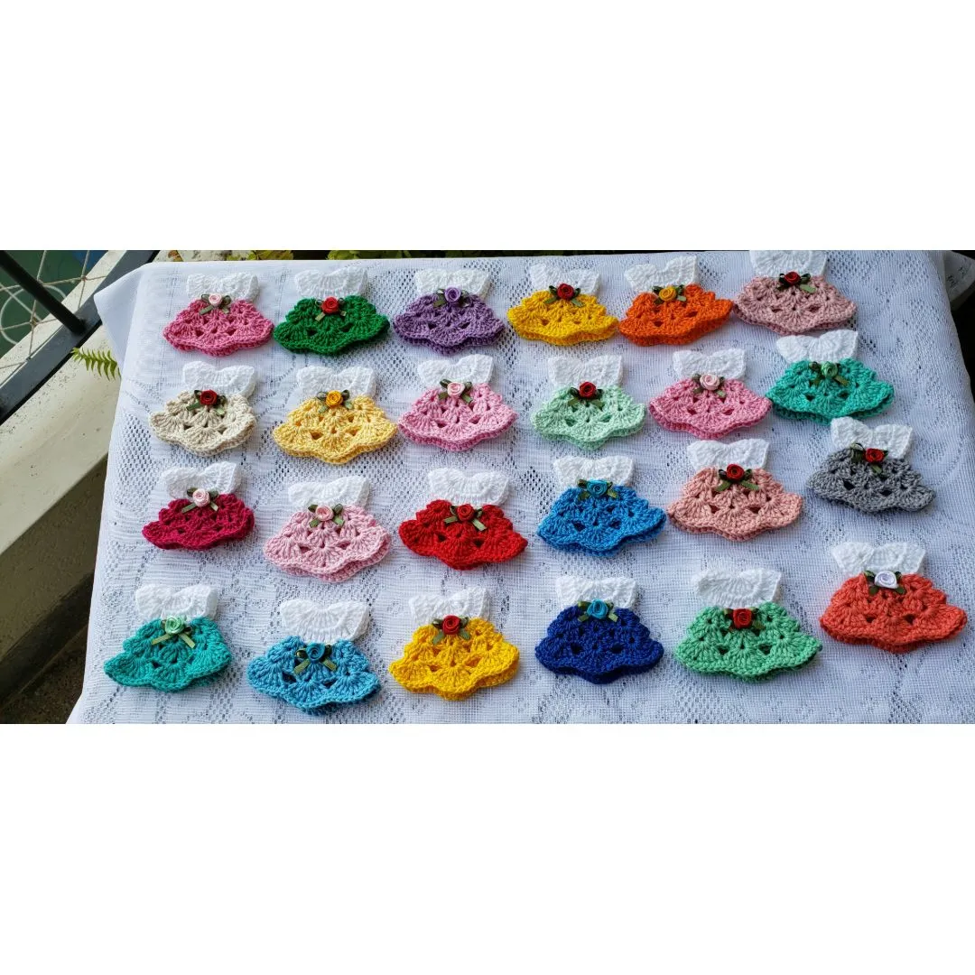 Imã Geladeira Crochê Mini Vestidinhos Coloridos - foto 4