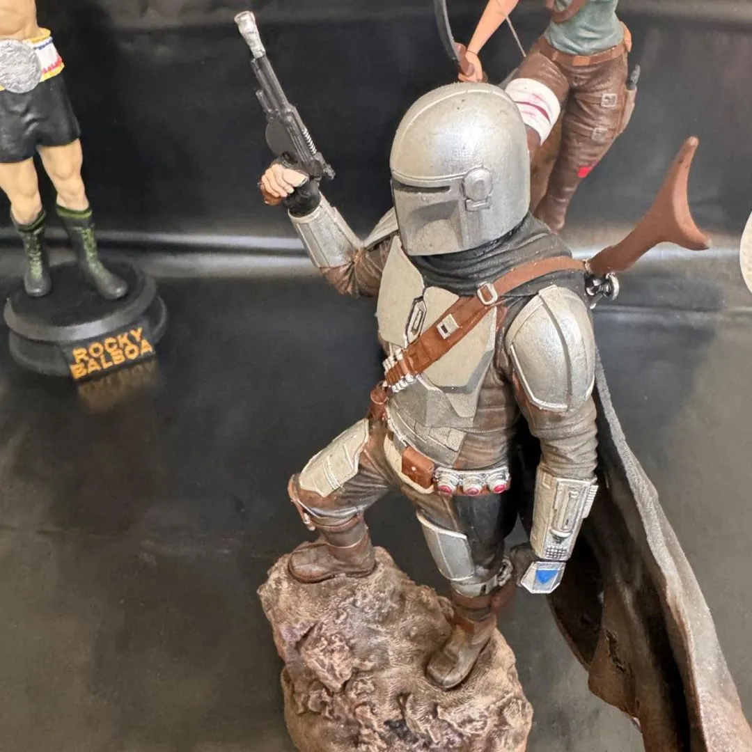 star wars mandalorian mandaloriano Colecionaveis Estatua Action Figure - foto 3