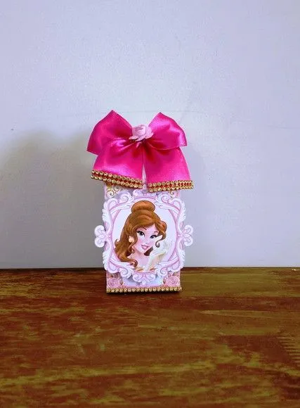 Caixa Milk Princesas - artesanato de Fina Essência Papelaria Personalizada