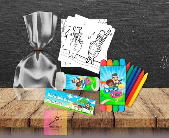 Kit Massinha + Giz + Bolha Mundo Bita Personalizado - feito à mão por Artmanha Lembrancinhas