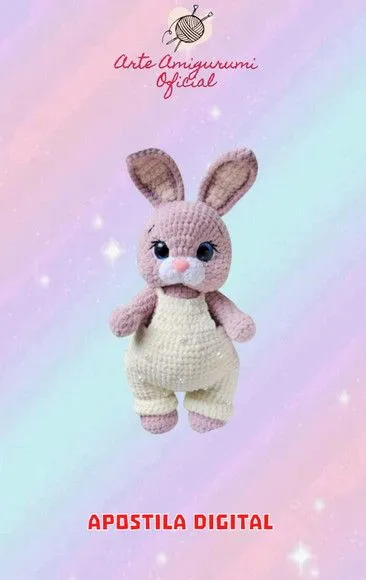 Receita Coelhinho de Jardineira Amigurumi - feito à mão por Arte Amigurumi Oficial