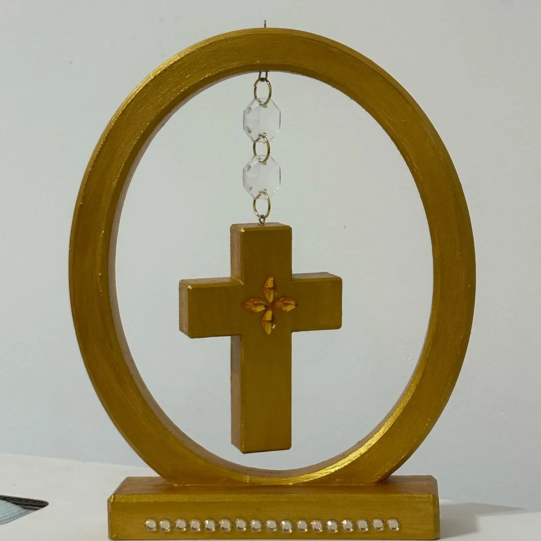 Cruz Dourada Decorativa Religiosa