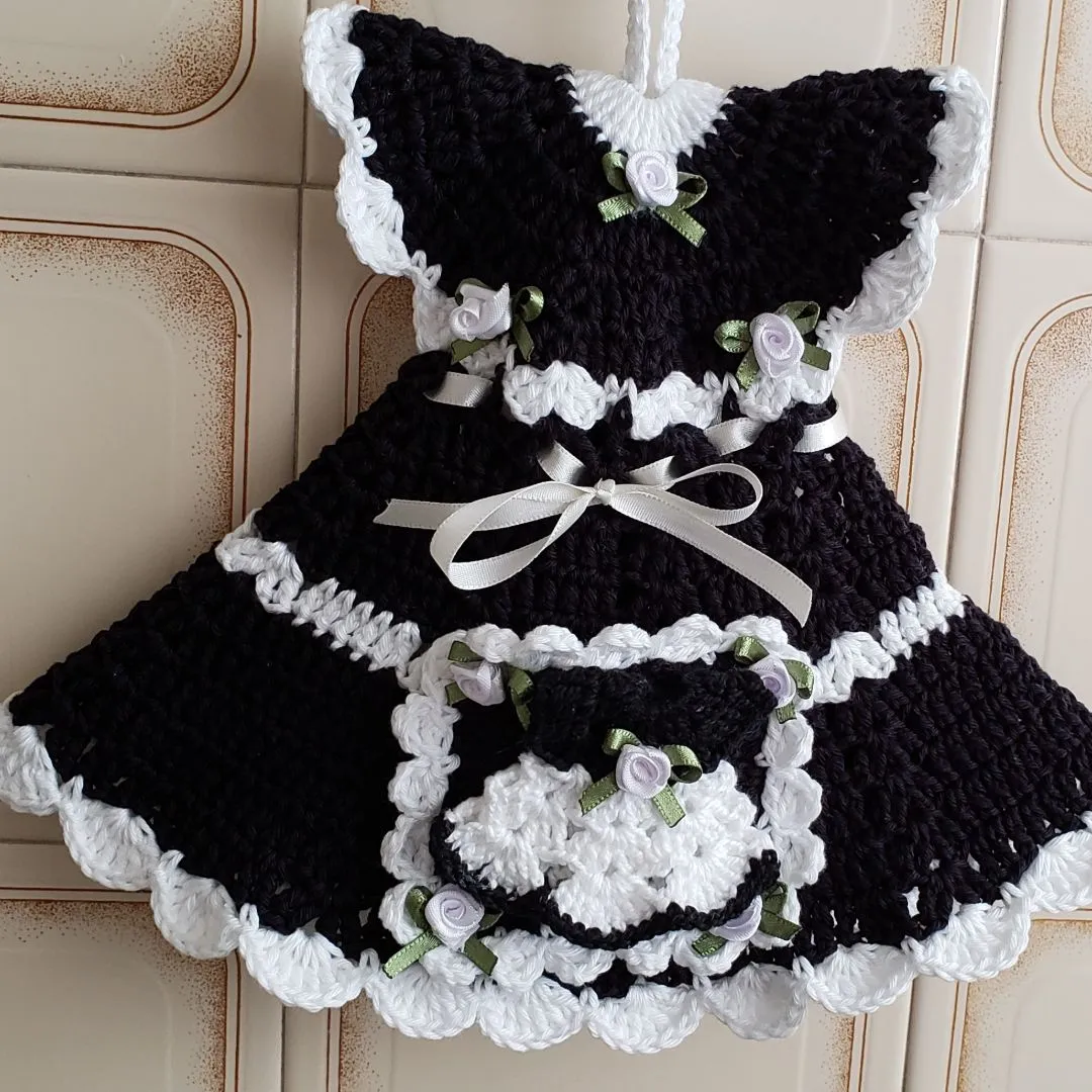 Porta Isqueiro em Crochê Vestidinho - foto 3