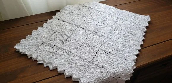 Caminho de Mesa em Crochê Branco - foto 4
