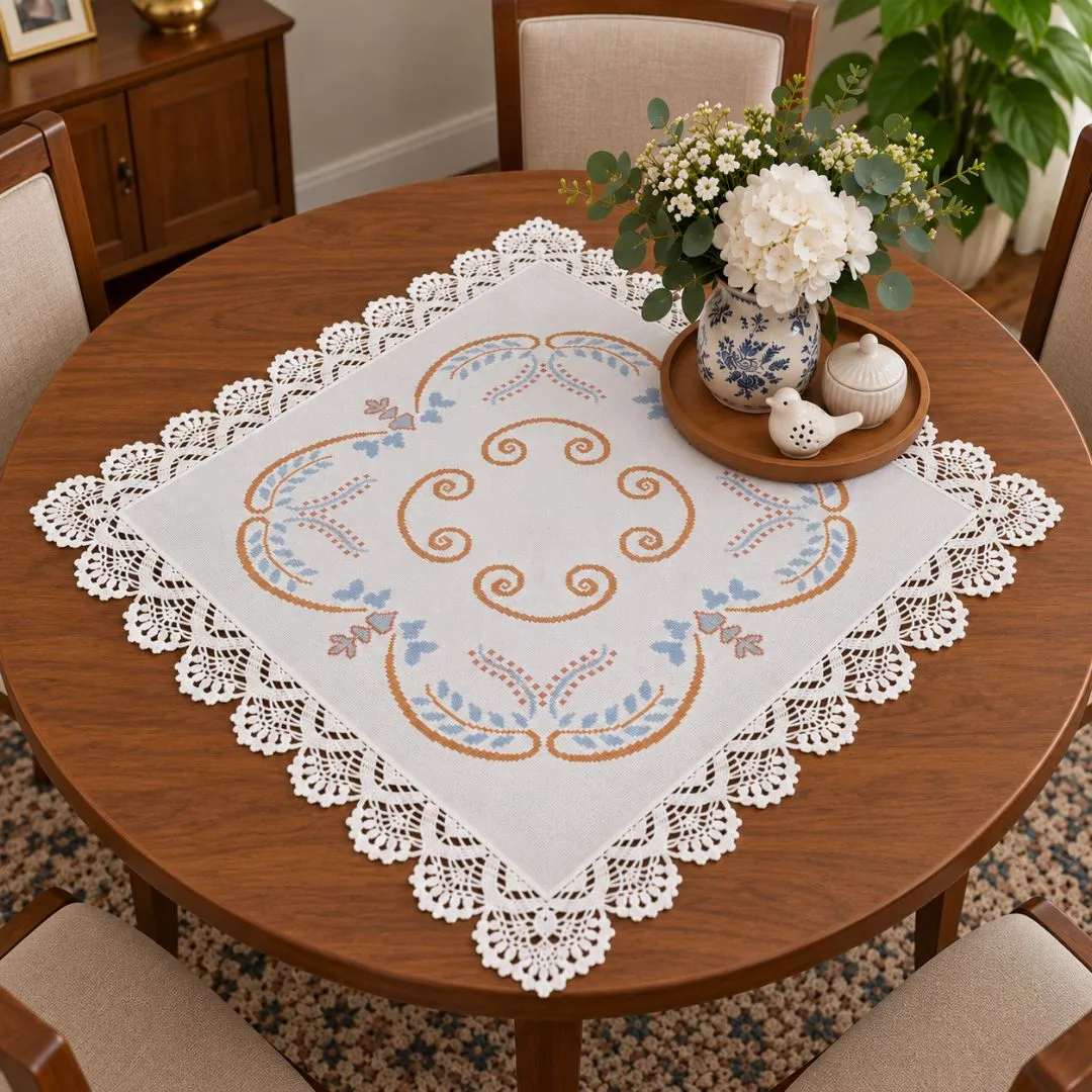 Centro de Mesa bordado em ponto cruz com barrado de crochê - artesanato feito à mão por Ivis by Hands